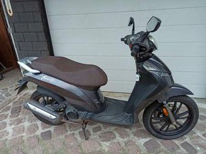 MOTORROLLER ONLINE TREVIS 125 EINSPRITZER CBS BREMSE LED