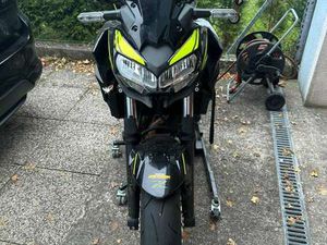 KAWASAKI Z650 A2 FÃ¤HIG INKL. PERFORMANCE PAKET