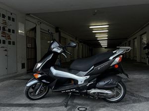 PGO GMAX 125 CM3, 2005 GOD.