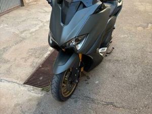 YAMAHA - TMAX 560 TECH MAX