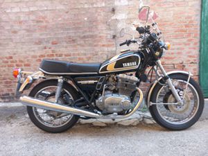 YAMAHA TX 500