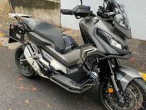 HONDA XADV