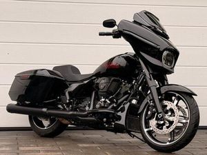 HARLEY DAVIDSON STREET GLIDE 117 TÜV NEU