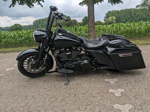 HARLEY DAVIDSON ROAD KING SPECIAL