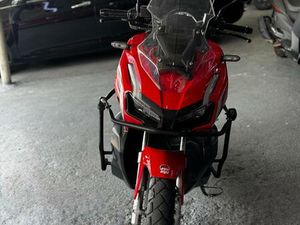 HONDA ADV 150