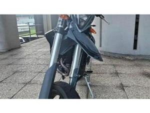 RR 125 4T MOTARD T - X SPECIAL EDITION (2025)