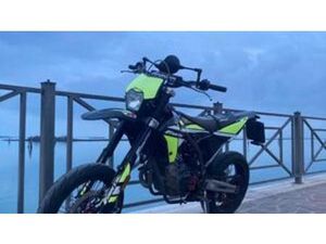 XMF 125 MOTARD PERFORMANCE 4T (2021 - 22)