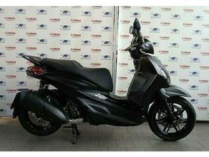VENDO PIAGGIO BEVERLY 300 ABS-ASR (2021 - 25) USATA A RENATE (CODICE 9896141) - MOTO.IT