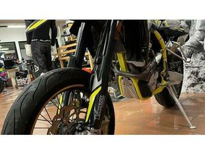 VENDO SWM SM 500 R (2021 - 24) USATA A FONTE (CODICE 9895943) - MOTO.IT