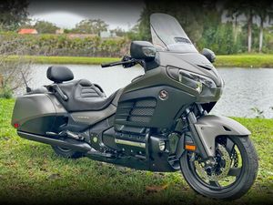 2015 HONDA GOLD WING F6B® DELUXE