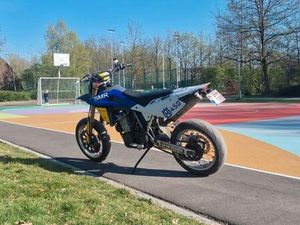 ② HUSQVARNA SMR 450
