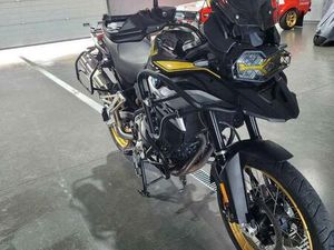 ② BMW F 750 GS ÉCHANGE POSSIBLE CONTRE TENERE 700