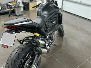 DUCATI MONSTER 937 VILA VERDE E BARBUDO