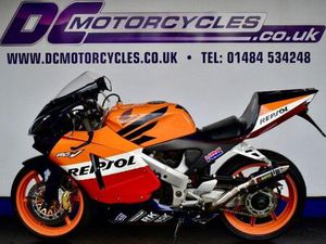 1999 HONDA VFR400 NC30