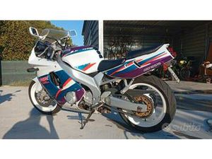 YAMAHA FZR 600 - 1994
