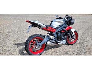 TRIUMPH STREET TRIPLE 675 RX