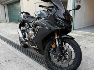 HONDA CBR 650