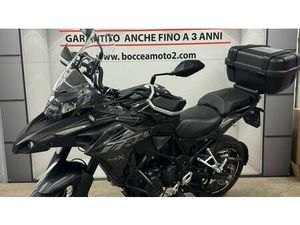VENDO BENELLI TRK 502X (2021 - 25) USATA A ROMA (CODICE 9895511) - MOTO.IT