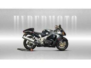 VENDO SUZUKI GSX 1300 R HAYABUSA (1999 - 06) USATA A CESANO MADERNO (CODICE 9895892) - MOT