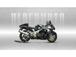 VENDO SUZUKI GSX 1300 R HAYABUSA (1999 - 06) USATA A CESANO MADERNO (CODICE 9895892) - MOTO.IT