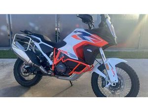 VENDO KTM 1290 SUPER ADVENTURE R (2022 - 25) USATA A ROVIGO (CODICE 9895882) - MOTO.IT