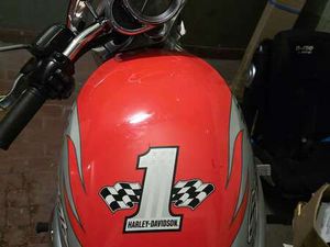 HARLEY-DAVIDSON V-ROD SCREAMIN EVRSCX ARANCIONE