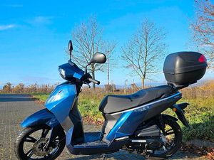 PEUGEOT NEW-TWEET 50 CCM 45KMH.