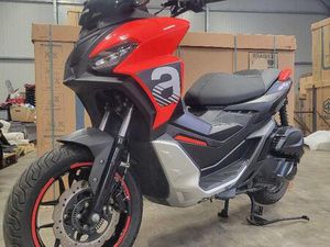 APRILIA SR 200 GT ABS 2025. GARANTIE, VERSAND !!