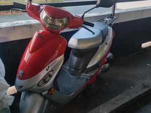 ROOLER,PEUGEOT V-CLIC , 45 KMH ,4TKT