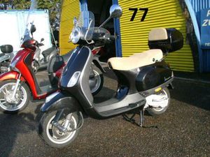 LX 50 2T ORIGINAL TOPCASE MIT RÜCKENLEHNE & KLEINE SCHEIBE