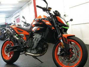 KTM 890 DUKE GP EDITION