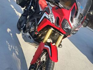 VENDO AFRICA TWIN 1000 SANTA CLARA E CASTELO VIEGAS