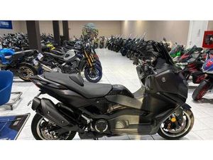 VENDO YAMAHA T-MAX 560 (2025) USATA A TORINO (CODICE 9896144) - MOTO.IT