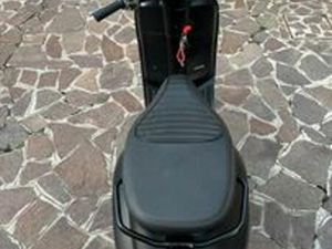VESPA SPRINT NOTTE 125