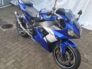 YAMAHA YZF-R1