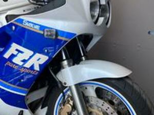 YAMAHA FZR 1000 GENESIS 1987 FMI