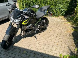 KAWASAKI Z400 ZU VERKAUFEN