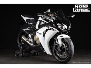 CBR 1000 RR FIREBLADE