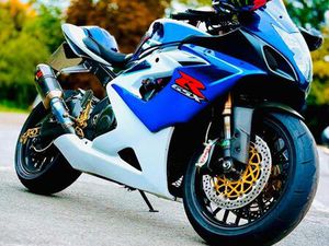 SUZUKI GSX-R 1000 K5 K6 AKRAPOVIC PVM GILLES CARBON
