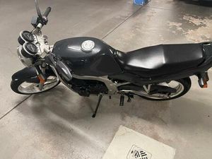 SUZUKI GS 500E - FRISCH DURCH TÜV, EINSTEIGER MOTORRAD