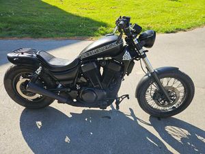SUZUKI VS1400 INTRUDER, MOTORRAD TRUDE SCHWARZ