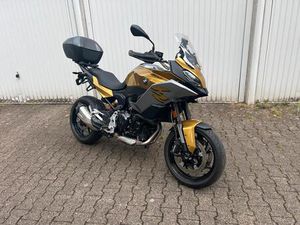 BMW F900XR