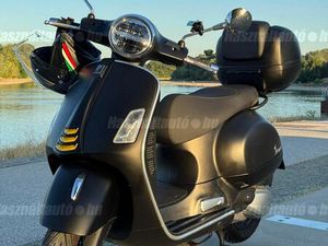 300 SUPERTECH/MO.-I/6500KM/MATT FEKETE/GYÁRI/KARCMENTES!