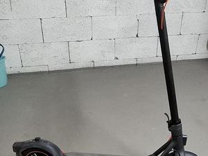SEGWAY NINEBOT F40 F20 E SCOOTER