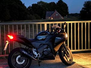 HONDA CBR 125R TAUSCH GEGEN SUPERMOTO