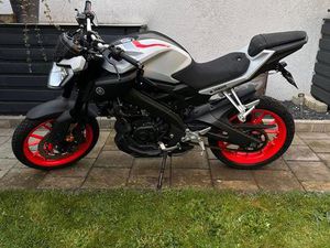 YAMAHA MT-125 VON 2019 - GEPFLEGTES NAKED BIKE