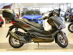 HONDA FORZA 125 SPECIAL EDITION MIT TOPCASE