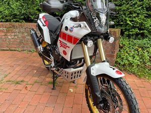 YAMAHA TENERE 700 RALLY MAKELLOS & SEHR VIEL ZUBEHÖR