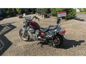 YAMAHA XV 1000 VIRAGO
