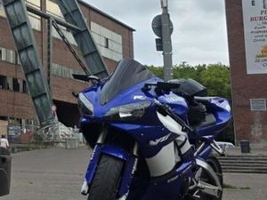 MOTORRAD YAMAHA R1